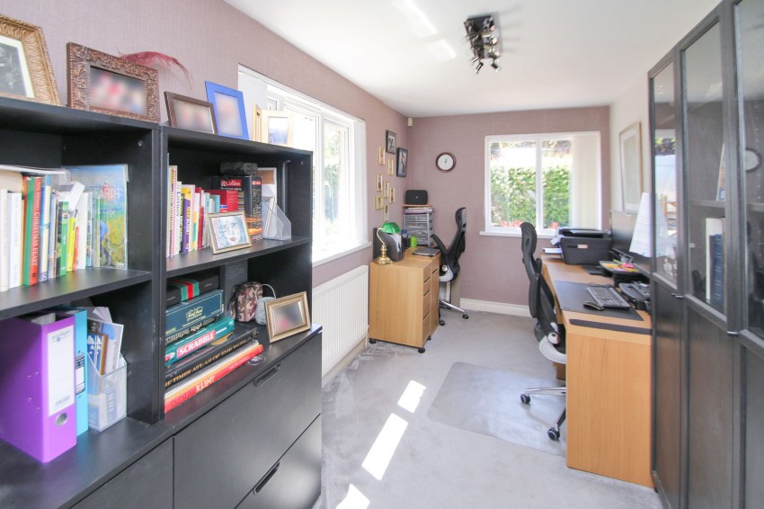 Images for Rolvenden Hill, Rolvenden, TN17 EAID:4216876937 BID:70d66595-8873-4a77-aef9-15962f379483