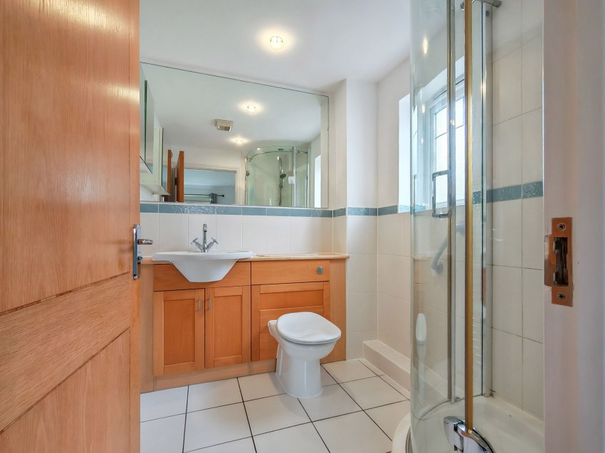 Images for Elmfield, Elmfield Place Elmfield, TN30 EAID:4216876937 BID:70d66595-8873-4a77-aef9-15962f379483