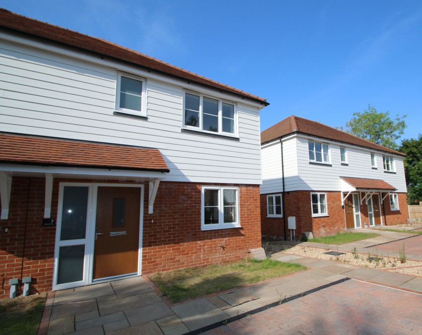 Images for New Pond Road, Benenden, TN17 EAID:4216876937 BID:70d66595-8873-4a77-aef9-15962f379483