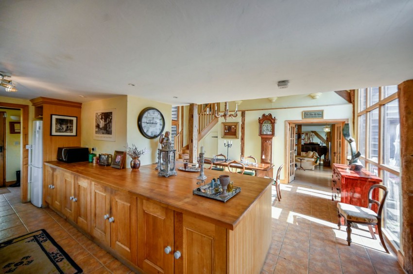 Images for Boarden Lane, Staplehurst, TN12 EAID:4216876937 BID:70d66595-8873-4a77-aef9-15962f379483