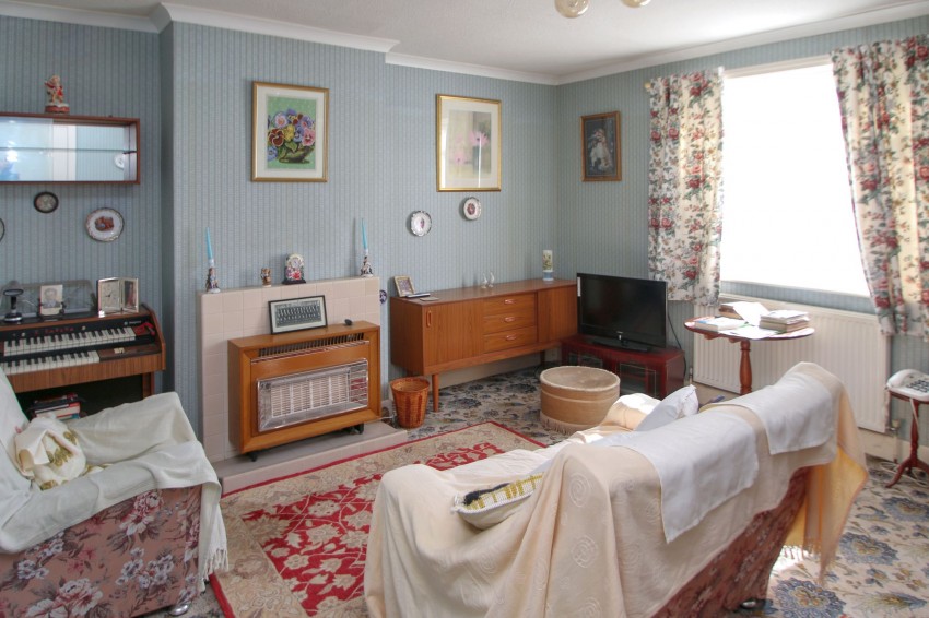 Images for New Road, Rye, TN31 EAID:4216876937 BID:0ad47bdb-e4d4-4b5e-b876-eed8ba4c2973