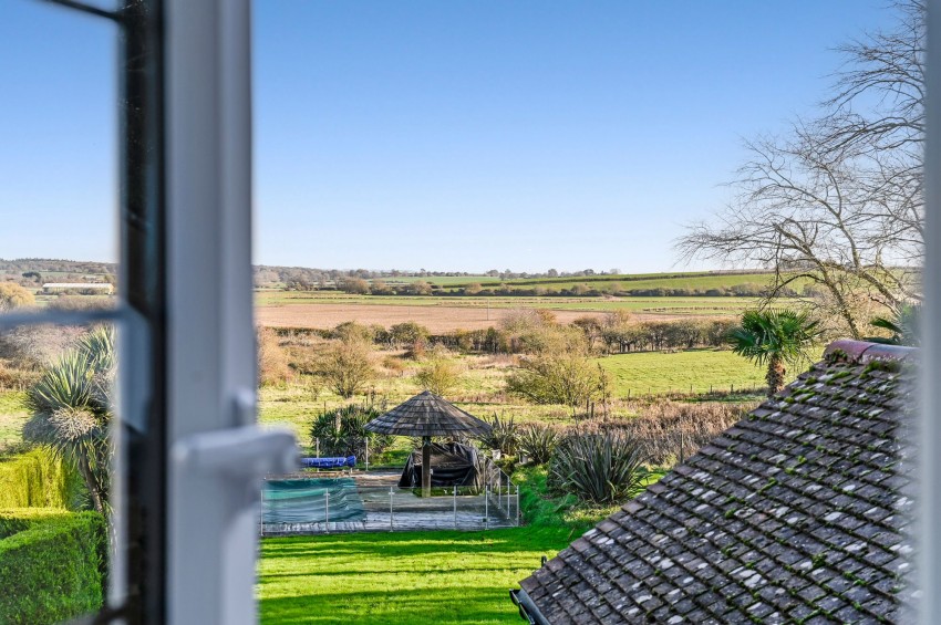 Images for Stone, Tenterden, TN30 EAID:4216876937 BID:70d66595-8873-4a77-aef9-15962f379483