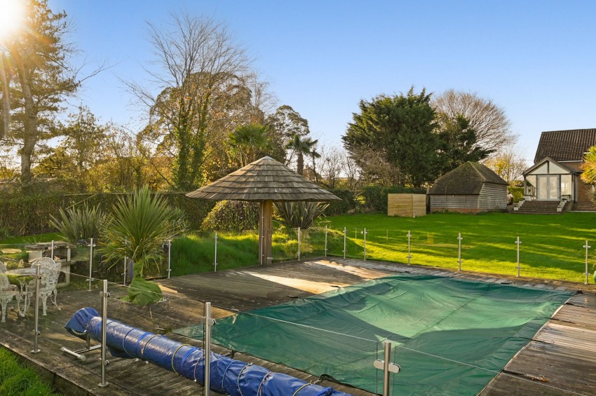 Images for Stone, Tenterden, TN30 EAID:4216876937 BID:70d66595-8873-4a77-aef9-15962f379483