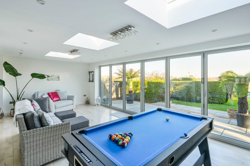 Images for Stone, Tenterden, TN30 EAID:4216876937 BID:70d66595-8873-4a77-aef9-15962f379483