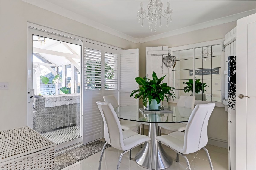 Images for Stone, Tenterden, TN30 EAID:4216876937 BID:70d66595-8873-4a77-aef9-15962f379483