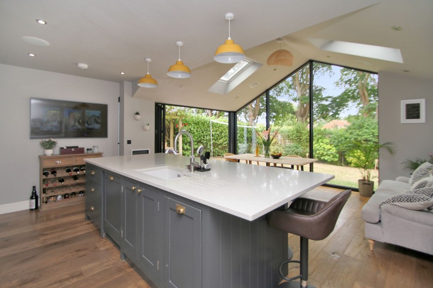 Images for Woodgates Close, High Halden, TN26 EAID:4216876937 BID:70d66595-8873-4a77-aef9-15962f379483