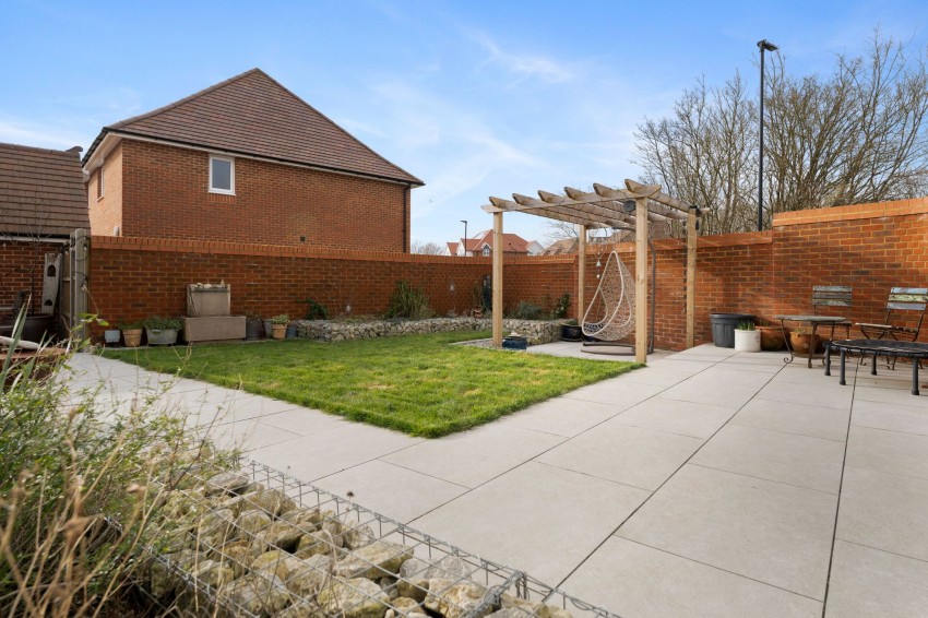 Images for Acorn Road, Tenterden, TN30 EAID:4216876937 BID:70d66595-8873-4a77-aef9-15962f379483