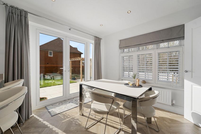Images for Acorn Road, Tenterden, TN30 EAID:4216876937 BID:70d66595-8873-4a77-aef9-15962f379483