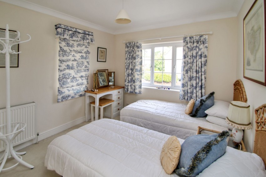 Images for Martins Close, Tenterden, TN30 EAID:4216876937 BID:70d66595-8873-4a77-aef9-15962f379483