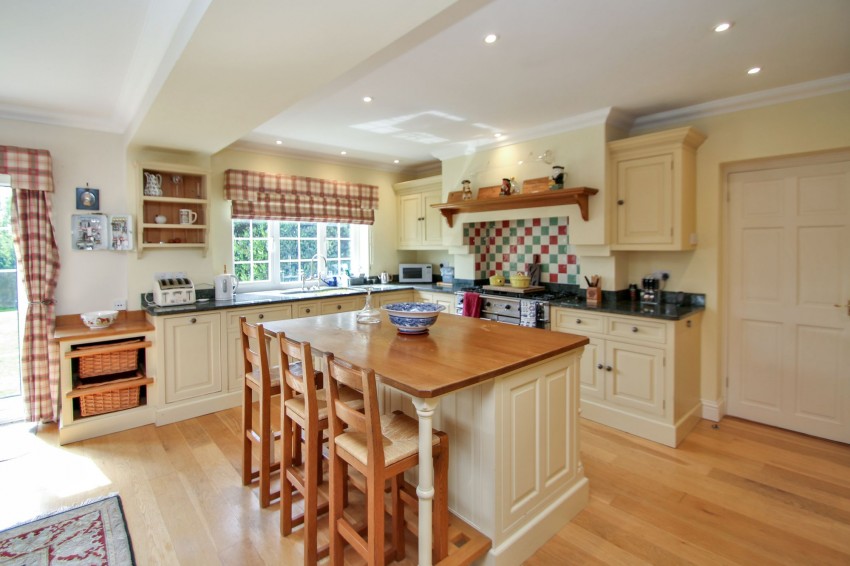 Images for Martins Close, Tenterden, TN30 EAID:4216876937 BID:70d66595-8873-4a77-aef9-15962f379483