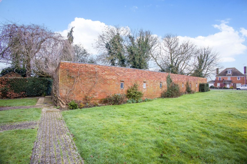 Images for Westwell Court, Tenterden, TN30 EAID:4216876937 BID:70d66595-8873-4a77-aef9-15962f379483