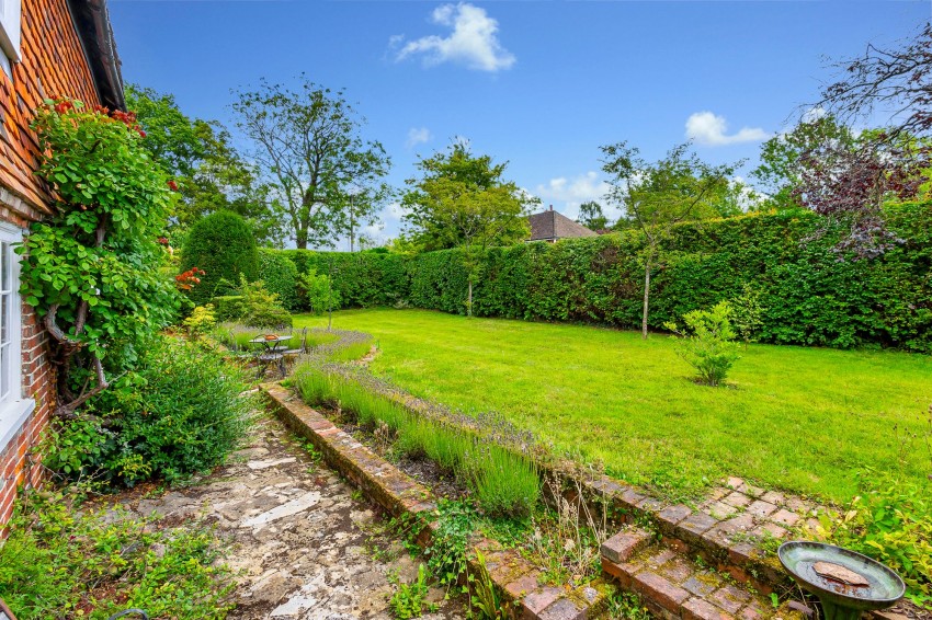 Images for High Halden, Ashford, TN26 EAID:4216876937 BID:70d66595-8873-4a77-aef9-15962f379483