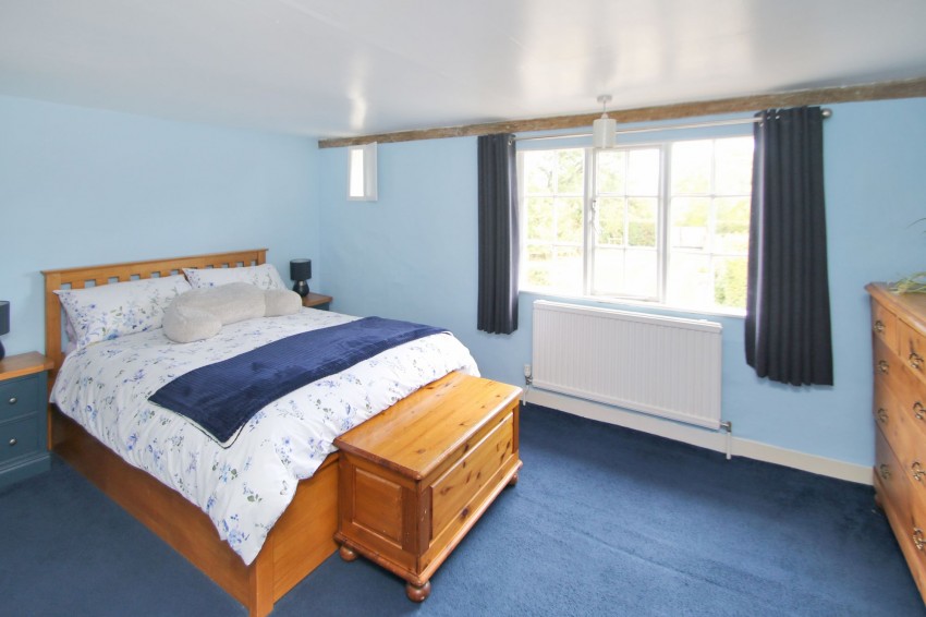 Images for Ashford Road, High Halden, TN26 EAID:4216876937 BID:70d66595-8873-4a77-aef9-15962f379483