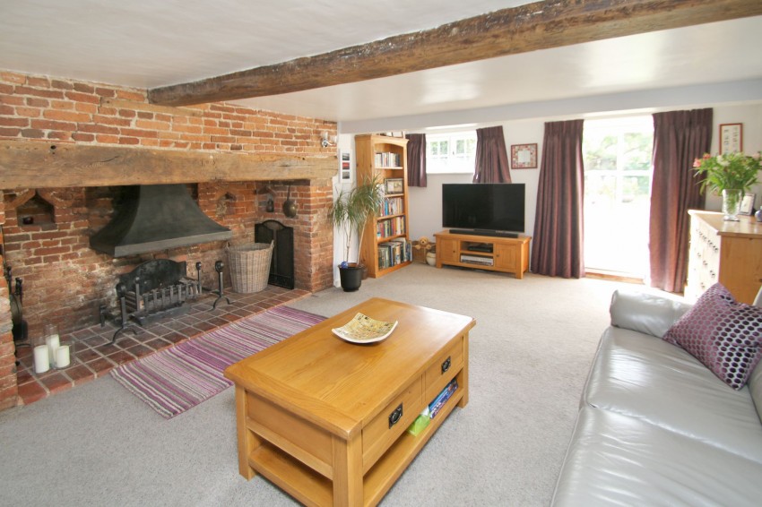 Images for Ashford Road, High Halden, TN26 EAID:4216876937 BID:70d66595-8873-4a77-aef9-15962f379483