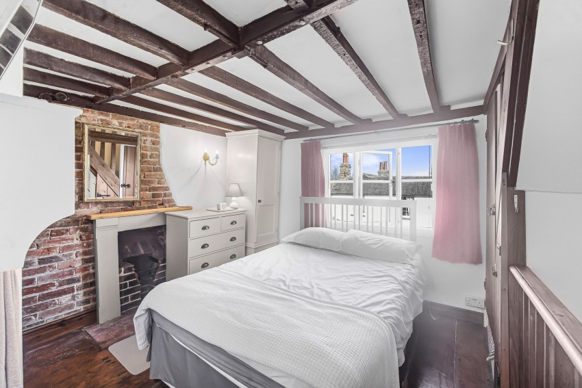 Images for Queen Street, Sandhurst, TN18 EAID:4216876937 BID:70d66595-8873-4a77-aef9-15962f379483