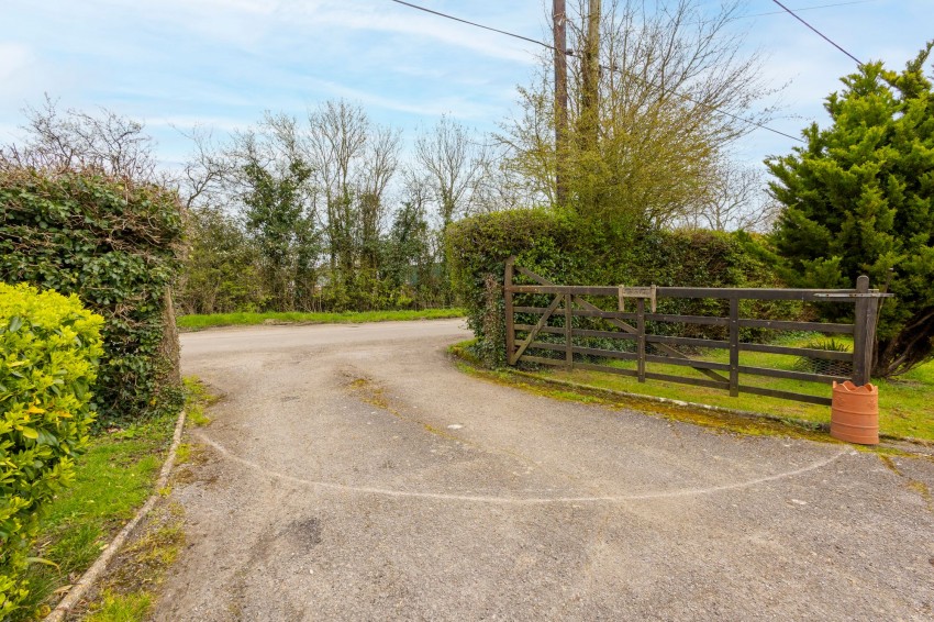 Images for High Halden, Ashford, TN26 EAID:4216876937 BID:70d66595-8873-4a77-aef9-15962f379483