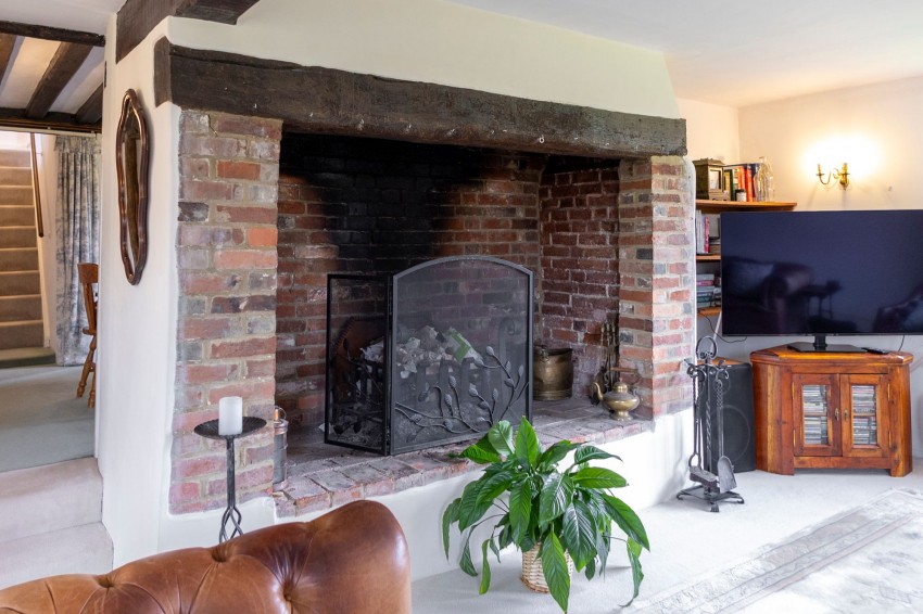 Images for High Halden, Ashford, TN26 EAID:4216876937 BID:70d66595-8873-4a77-aef9-15962f379483