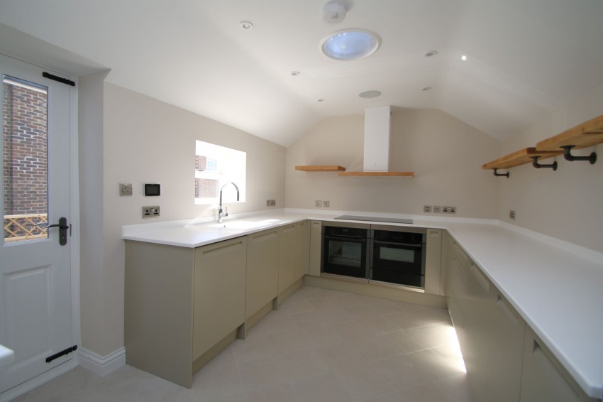 Images for Ashford Road, Tenterden, TN30 EAID:4216876937 BID:70d66595-8873-4a77-aef9-15962f379483