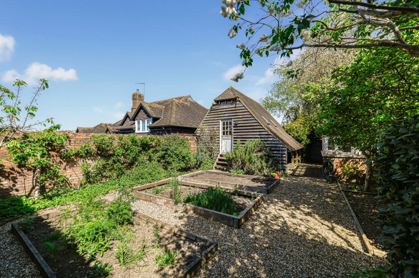 Images for Ashford Road, Tenterden, TN30 EAID:4216876937 BID:70d66595-8873-4a77-aef9-15962f379483