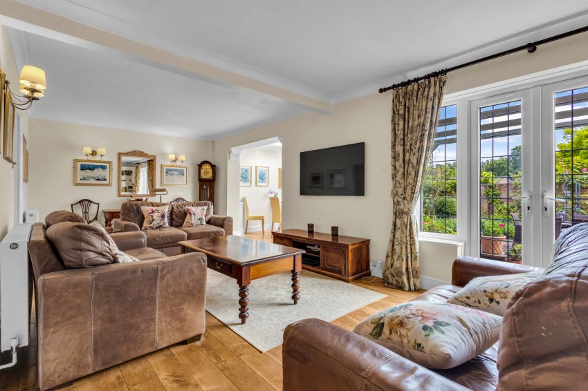 Images for Southgate Road, Tenterden, TN30 EAID:4216876937 BID:70d66595-8873-4a77-aef9-15962f379483