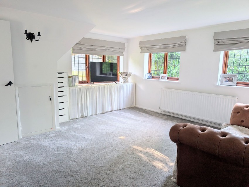 Images for Tenterden Road, Golford, TN17 EAID:4216876937 BID:70d66595-8873-4a77-aef9-15962f379483