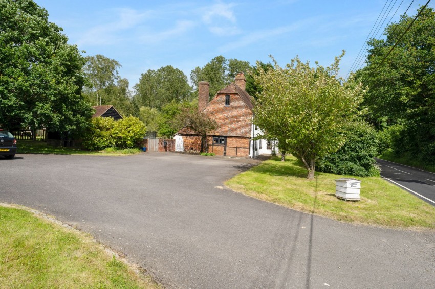 Images for Tenterden Road, Golford, TN17 EAID:4216876937 BID:70d66595-8873-4a77-aef9-15962f379483