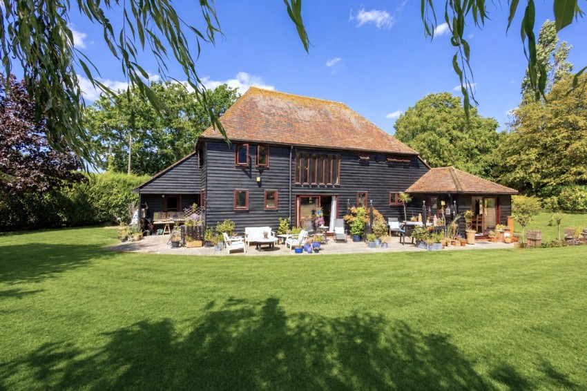 Images for Wittersham, Tenterden, TN30 EAID:4216876937 BID:70d66595-8873-4a77-aef9-15962f379483