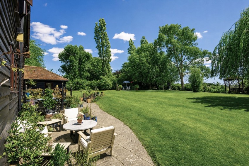 Images for Wittersham, Tenterden, TN30 EAID:4216876937 BID:70d66595-8873-4a77-aef9-15962f379483