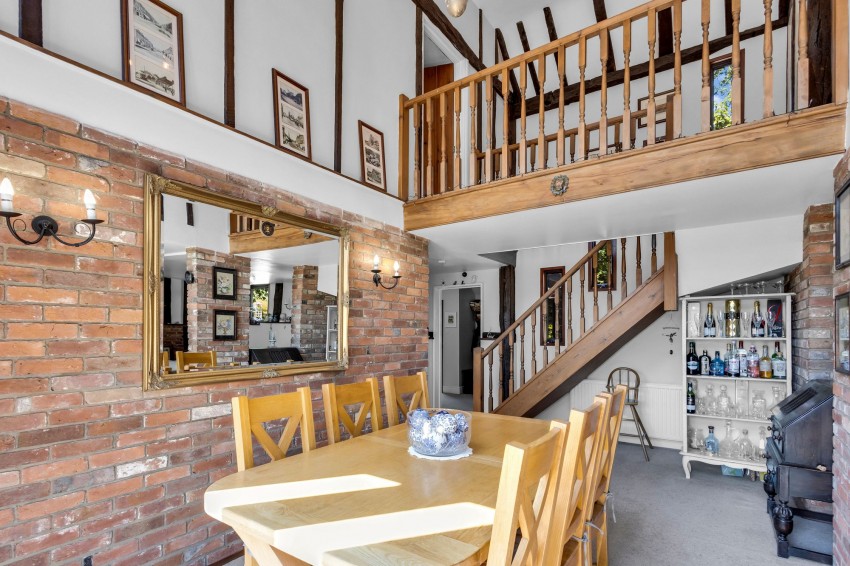 Images for Wittersham, Tenterden, TN30 EAID:4216876937 BID:70d66595-8873-4a77-aef9-15962f379483
