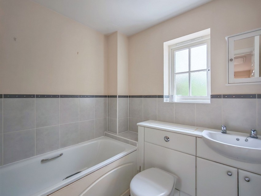 Images for St. Benets Way, Tenterden, TN30 EAID:4216876937 BID:70d66595-8873-4a77-aef9-15962f379483