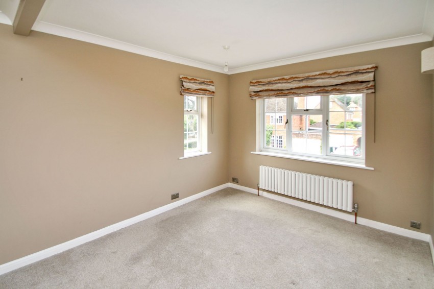 Images for Eastgate Road, Tenterden, TN30 EAID:4216876937 BID:70d66595-8873-4a77-aef9-15962f379483