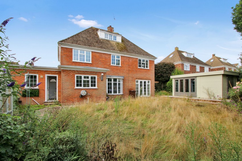 Images for Eastgate Road, Tenterden, TN30 EAID:4216876937 BID:70d66595-8873-4a77-aef9-15962f379483