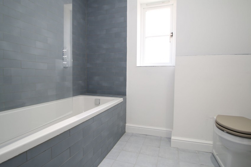 Images for Talbot Road, Hawkhurst, TN18 EAID:4216876937 BID:70d66595-8873-4a77-aef9-15962f379483