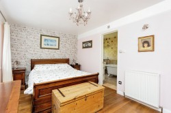 Images for West Undercliff, Rye, TN31