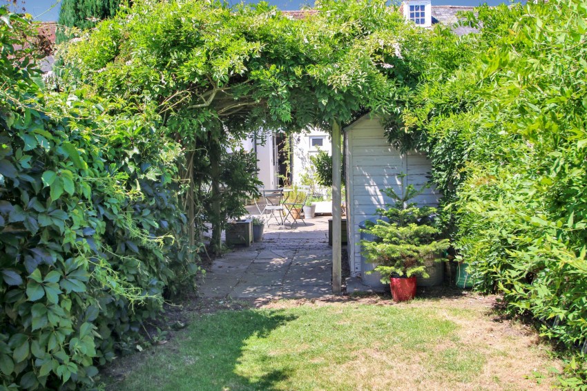 Images for High Street, Rolvenden, TN17 EAID:4216876937 BID:70d66595-8873-4a77-aef9-15962f379483