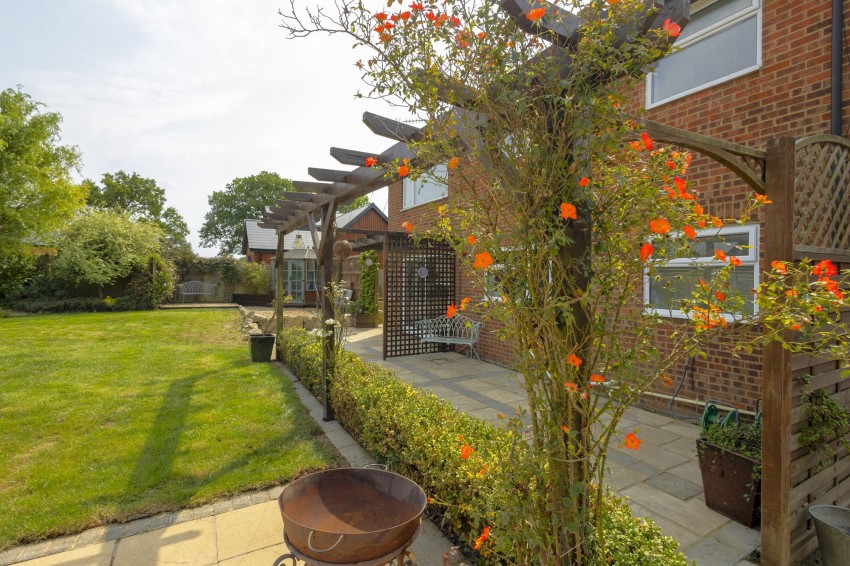 Images for Bethersden, Ashford, TN26 EAID:4216876937 BID:70d66595-8873-4a77-aef9-15962f379483