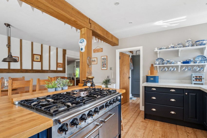 Images for Biddenden Road, Headcorn, TN27 EAID:4216876937 BID:70d66595-8873-4a77-aef9-15962f379483