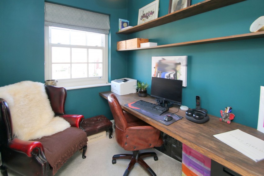 Images for Goodsall Road, Tenterden, TN30 EAID:4216876937 BID:70d66595-8873-4a77-aef9-15962f379483