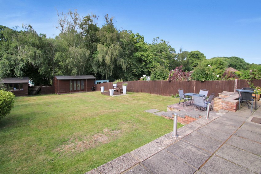 Images for Heather Drive, St. Michaels, TN30 EAID:4216876937 BID:70d66595-8873-4a77-aef9-15962f379483