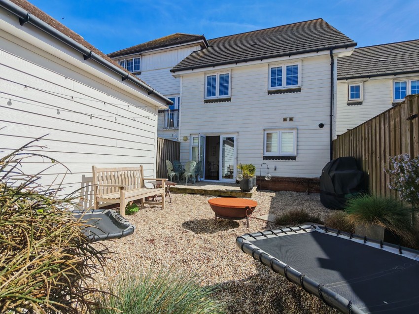 Images for Baker Way, Camber, TN31 EAID:4216876937 BID:0ad47bdb-e4d4-4b5e-b876-eed8ba4c2973