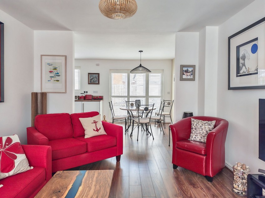 Images for Baker Way, Camber, TN31 EAID:4216876937 BID:0ad47bdb-e4d4-4b5e-b876-eed8ba4c2973