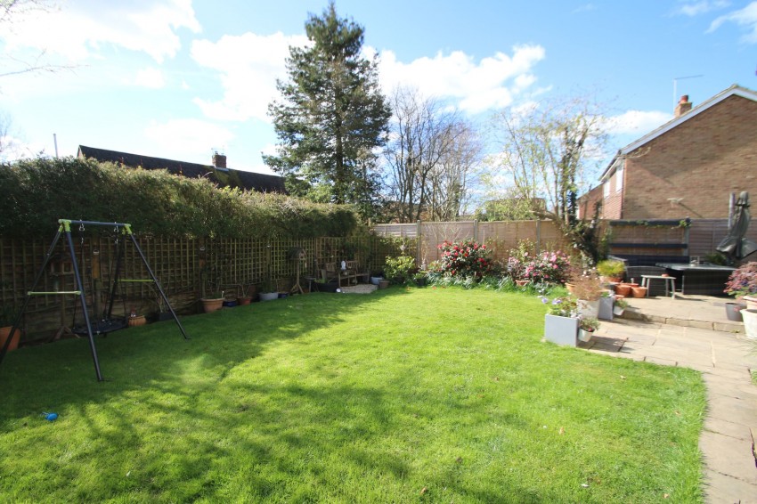 Images for Shuttle Close, Biddenden, TN27 EAID:4216876937 BID:70d66595-8873-4a77-aef9-15962f379483