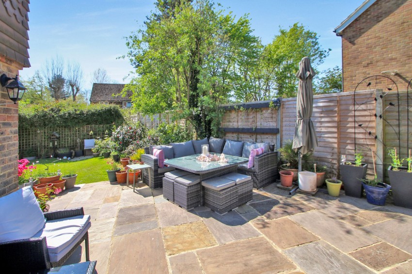 Images for Shuttle Close, Biddenden, TN27 EAID:4216876937 BID:70d66595-8873-4a77-aef9-15962f379483