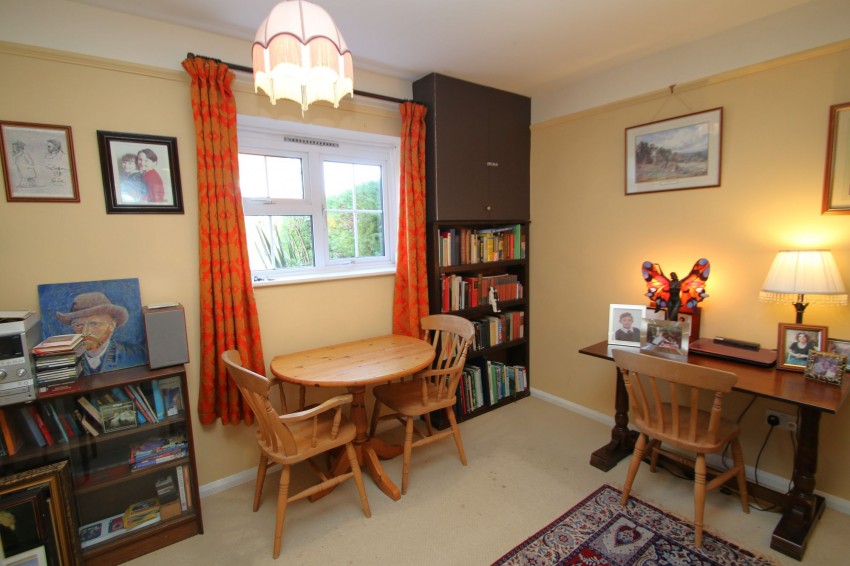 Images for Shrubcote, Tenterden, TN30 EAID:4216876937 BID:70d66595-8873-4a77-aef9-15962f379483