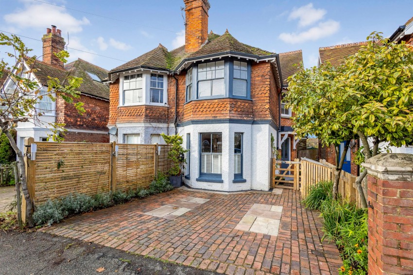 Images for Udimore Road, Rye, TN31 EAID:4216876937 BID:0ad47bdb-e4d4-4b5e-b876-eed8ba4c2973