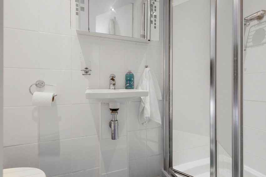 Images for Udimore Road, Rye, TN31 EAID:4216876937 BID:0ad47bdb-e4d4-4b5e-b876-eed8ba4c2973