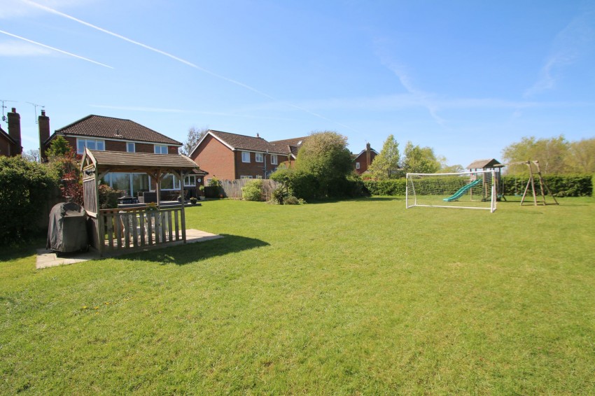 Images for Little Robhurst, High Halden, TN26 EAID:4216876937 BID:70d66595-8873-4a77-aef9-15962f379483