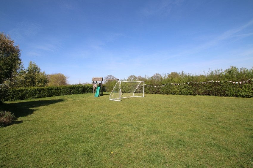 Images for Little Robhurst, High Halden, TN26 EAID:4216876937 BID:70d66595-8873-4a77-aef9-15962f379483