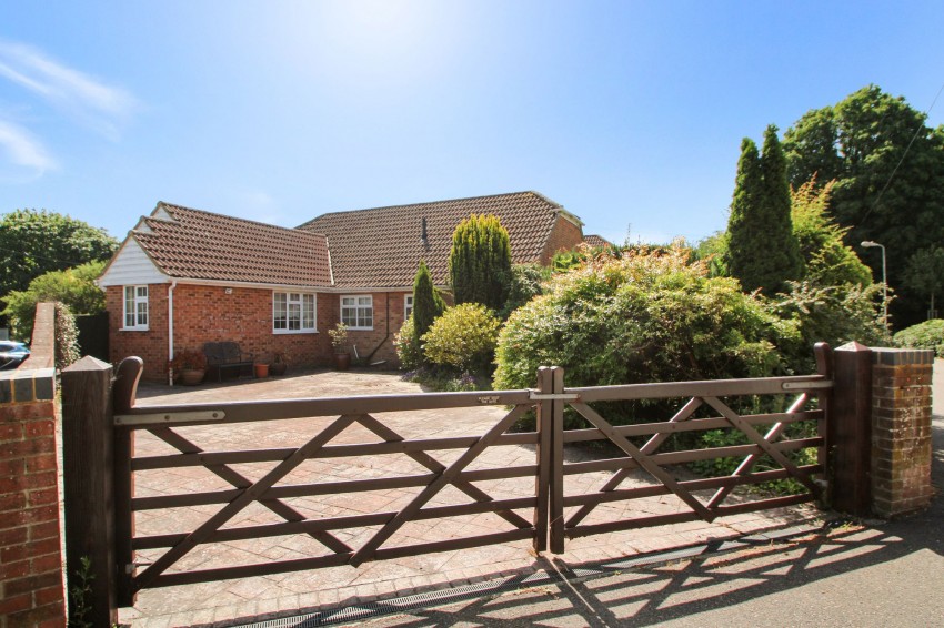 Images for Six Fields Path, Tenterden, TN30 EAID:4216876937 BID:70d66595-8873-4a77-aef9-15962f379483