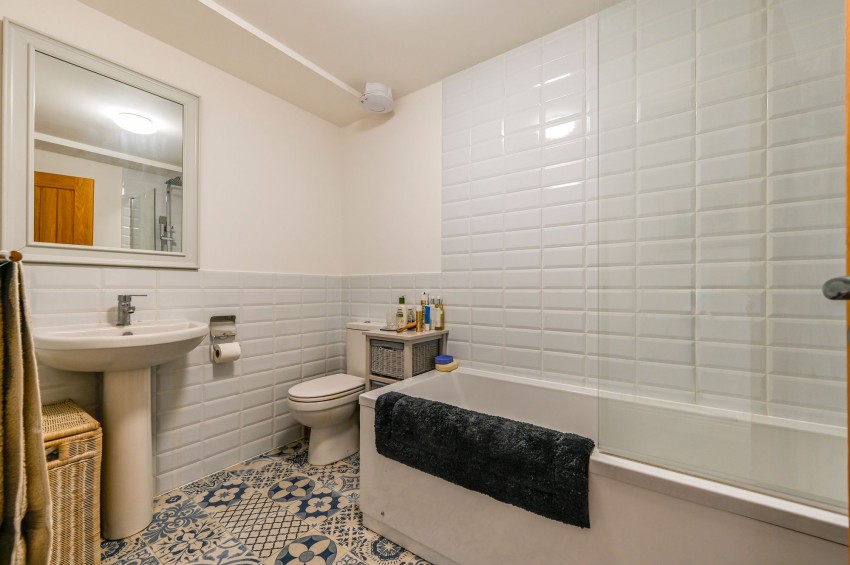 Images for West Cross, Tenterden, TN30 EAID:4216876937 BID:70d66595-8873-4a77-aef9-15962f379483